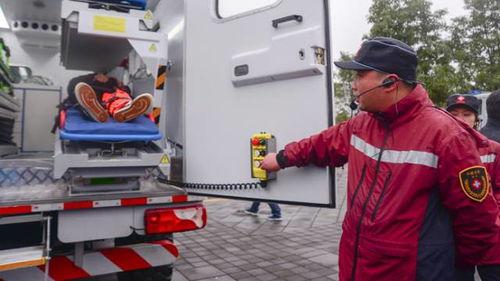 紧急医学救援视频,生死攸关的瞬间