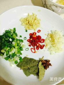 蒜泥做法视频,轻松学会家常美味调味品