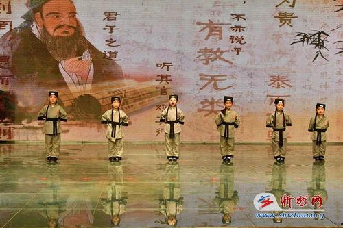 论语诵读表演视频,诵读表演再现千年智慧